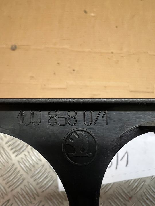 фото №3, Рамка радіо skoda octavia i 1u0858071