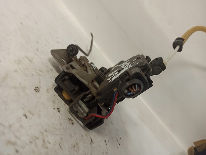 фото №8, Audi a2 замок двері перед правий 7pin 8z1837016c