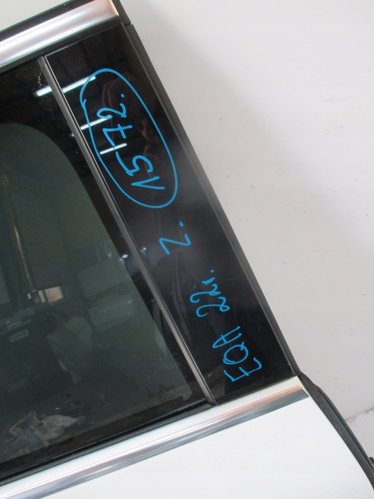 фото №7, Двері праві задні mercedes eqa 22r
