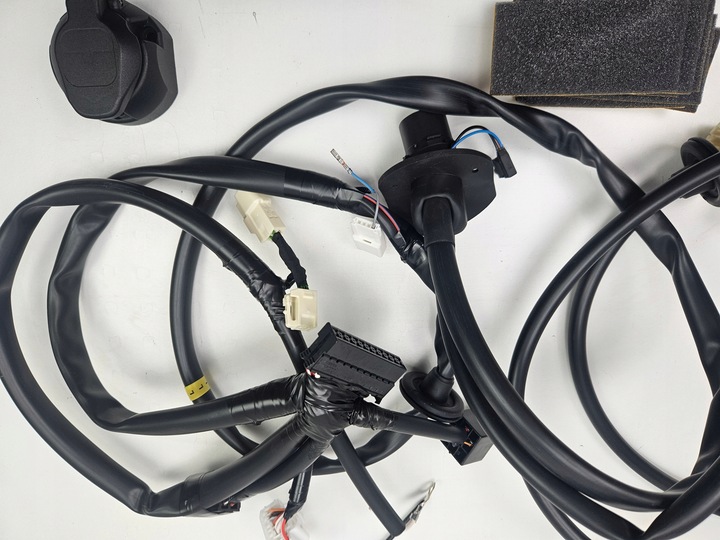 фото №14, Toyota rav4 13 - 19 жгут instalaca фаркоп буксировочный 13 pin pw5d0-0r000