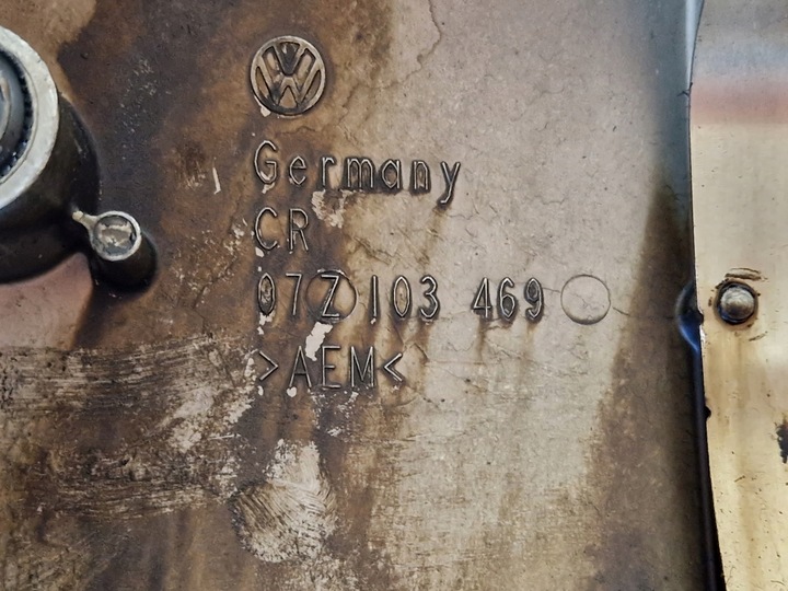 фото №7, Крышка клапанов vw touareg 5.0 tdi v10 ayh 07z103469