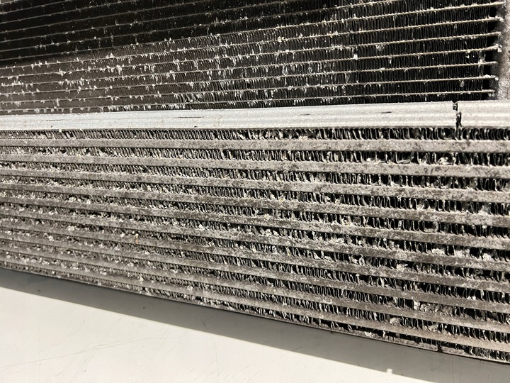 фото №9, Pas переднє радіатор volvo s80 2.5b автомат