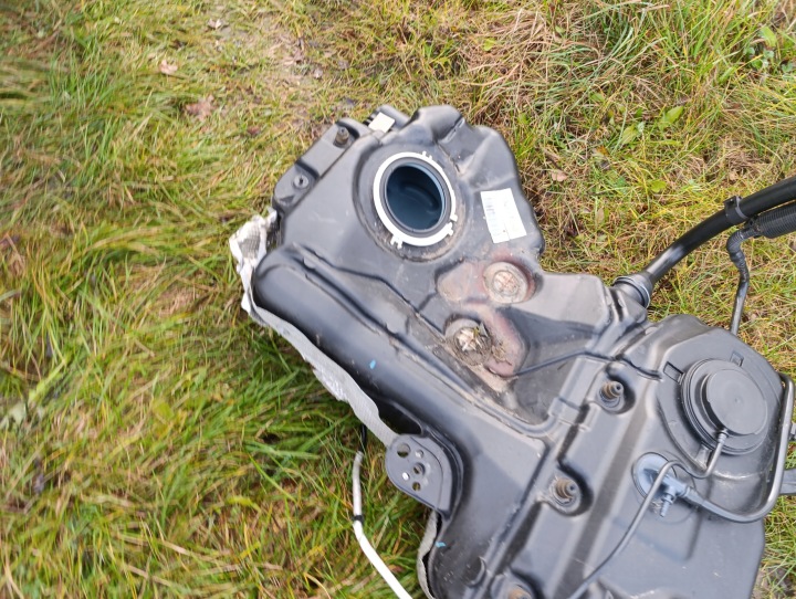 фото №6, Бак bak пального audi a5 a4 1.8 tfsi 8t0201021fh