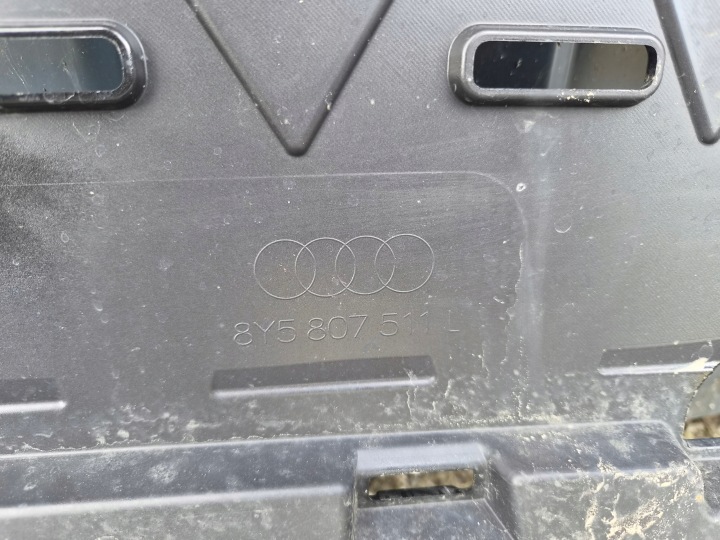 фото №9, Задній бампер audi a3 iv 8y рестайлінг sedan s line 2024- 8y5807511l повний org