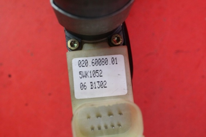 фото №8, Стеклоподъемник правый перед eu 67628382 bmw e65 01-05