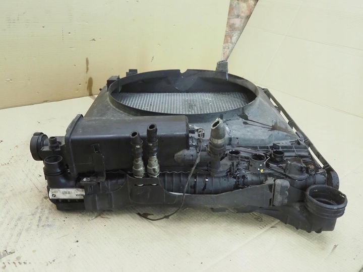 фото №16, Bmw e53 x5 радиаторов воды комплект 3.0d 7788387