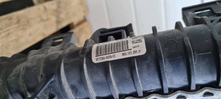 фото №12, A7 4g радиатор основний  3.0 tdi 8k0121251h a4 b8 a5 a7 4g q5