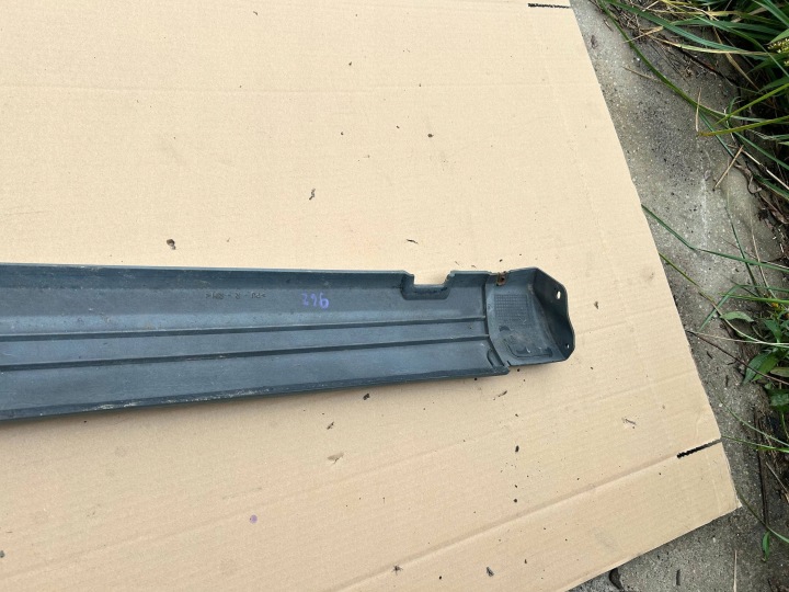 фото №7, Молдинг накладка порога правая vw polo iv 9n cross 6q0853856