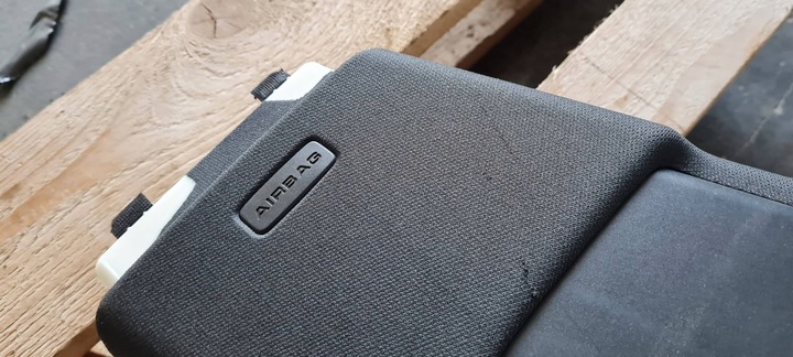 фото №6, Sq8 4m rsq8 q8 захист накладка стійка ременя ліва sline чорна 4m8867243b