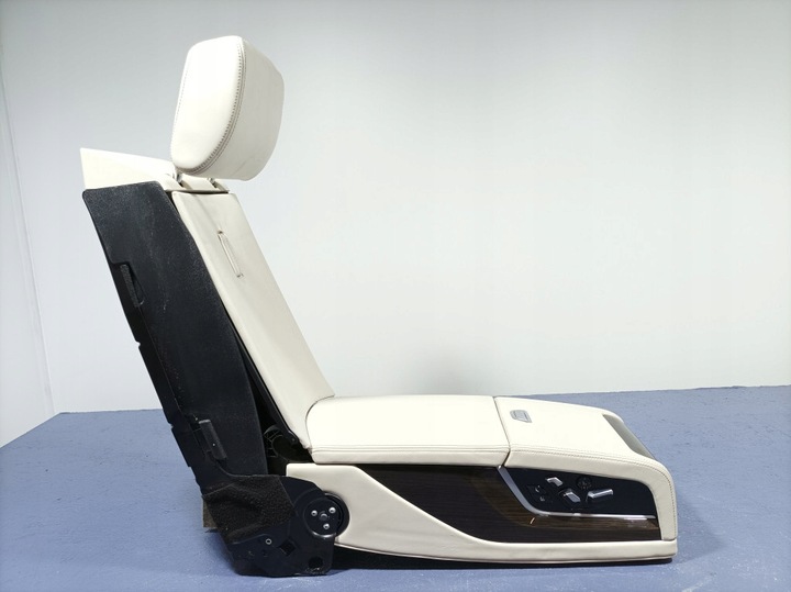 фото №9, Bmw 7 g11 lci підлокітник задній середній з перемикачами комфорт naew