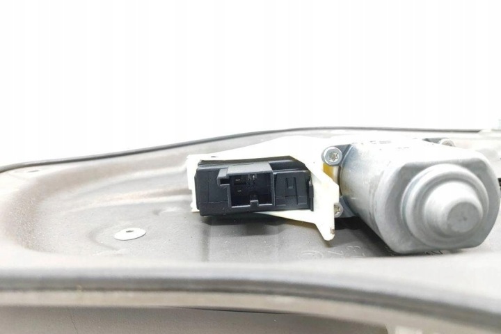фото №9, Підйомник вікна задніх правих двері skoda superb i 3u4 8k0959812 1.97l