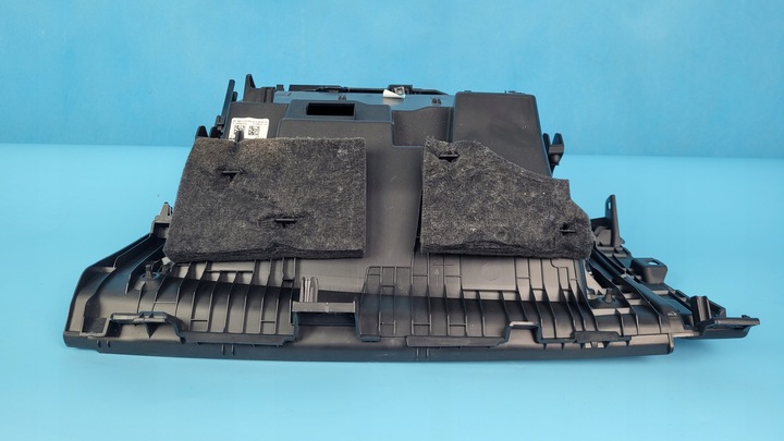 фото №9, Bmw x1 u11 23r бардачок пассажира 2607192x