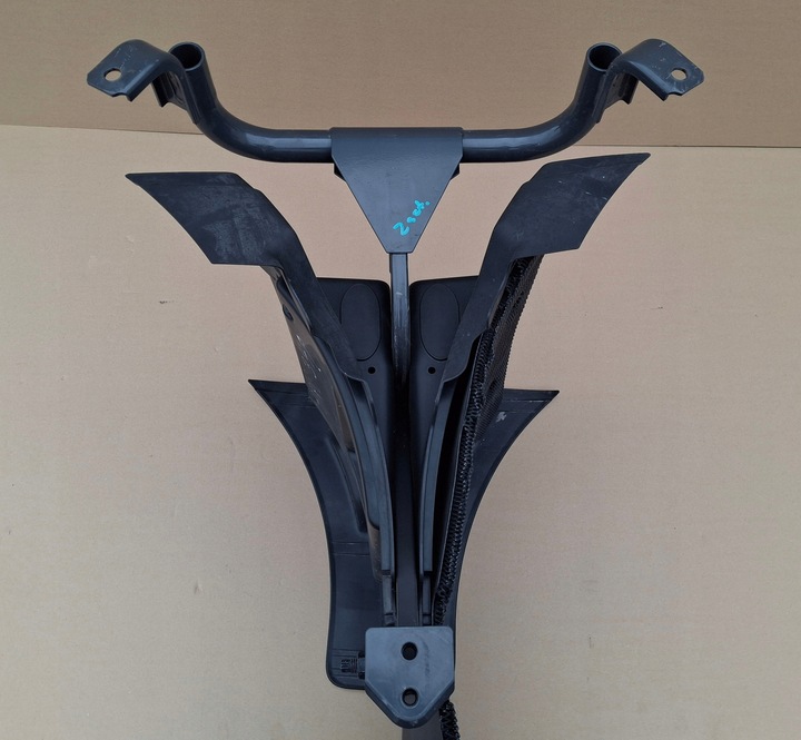 фото №7, Volvo fh4 крило між осьовий кронштейн бризковик кріплення 21094403