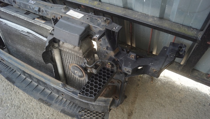 фото №9, Pas переднє радіатор hyundai ix35 2.0 crdi