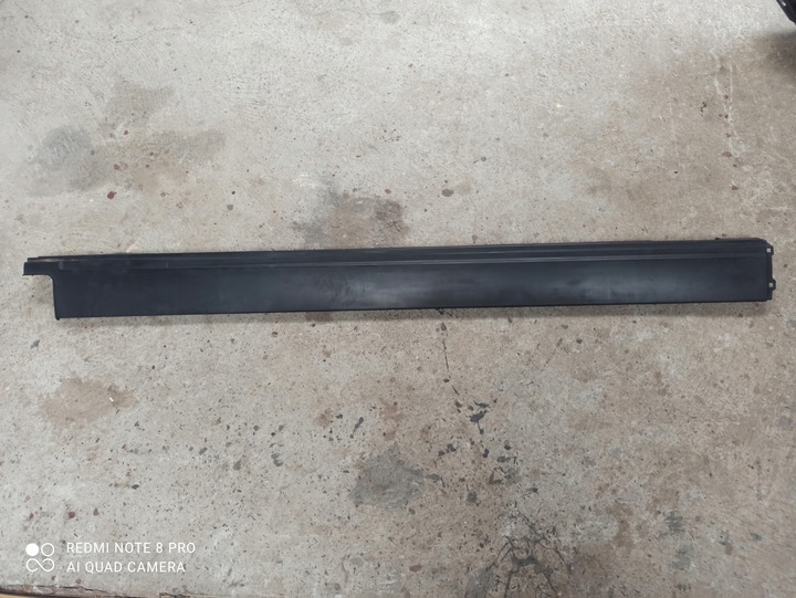 фото №1, Накладка порог правый land rover discovery v l462