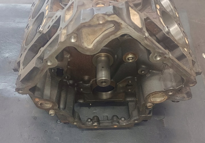фото №16, Блок  двигуна 4.7 v8 pt jeep grand cherokee wj/wg