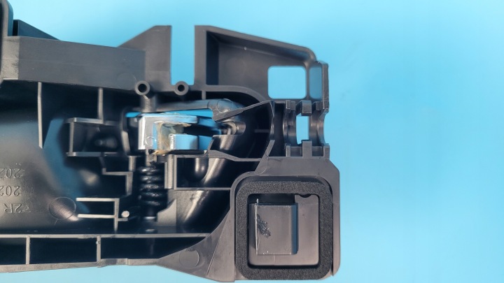 фото №10, Opel astra l vi gse 1.5d 23r ручка внутрішня двері права 9817544677