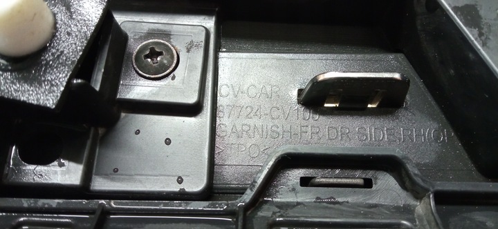 фото №13, Kia ev6 ev-6 2021- планка накладка дверь правый перед 87724-cv100