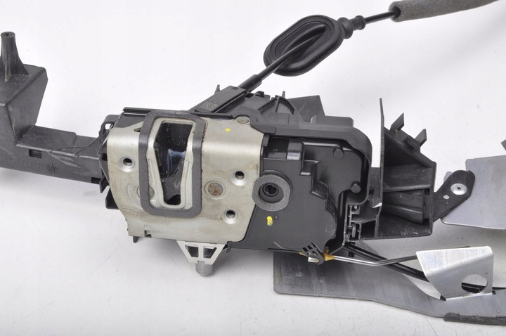 фото №7, Ford fiesta mk8 замок дверь правый перед uk 20r