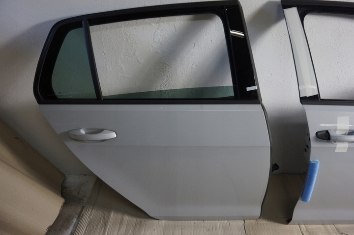 фото №1, Дверь правые зад vw golf vii lb9z белый серебряный 5g4833056 2018r