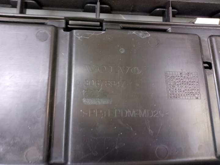 фото №12, Volvo xc90 i рестайлинг 07- бампер перед переднее 30678947 30678945 ÷