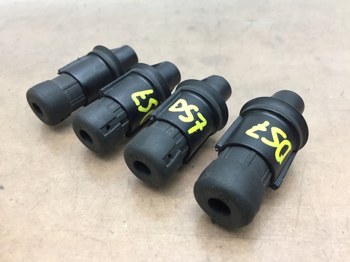 фото №1, Citroen ds7 відбійник відбійник кришки багажника