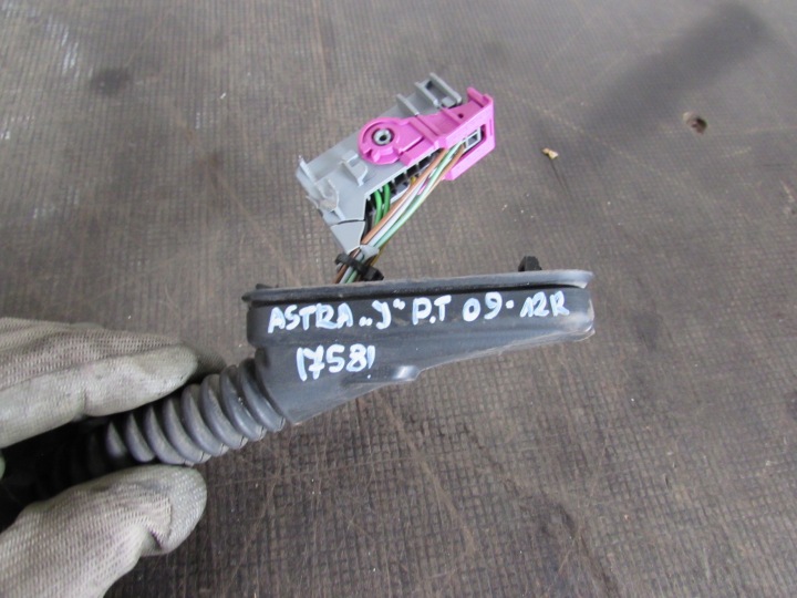 фото №10, Жгут установка дверь правая зад 13284608 opel astra j 09-12r. 5d hb