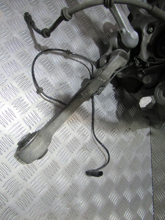 фото №11, Mercedes w253 glc рестайлинг 2.2 подвешивание поворотный кулак левая левый перед передние