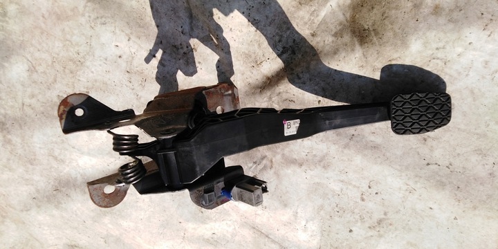 фото №1, Mazda 3 bm bn педаль сцепления европа 13-18r 2,0b