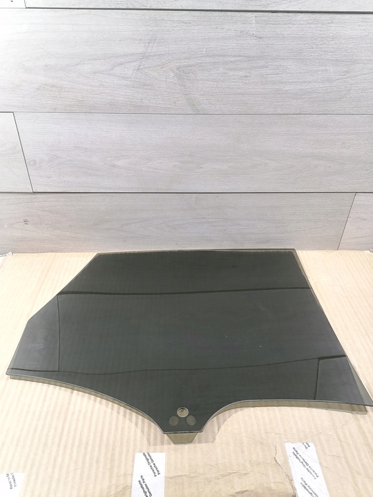 фото №8, Macan скло лівий зад 95b845205a