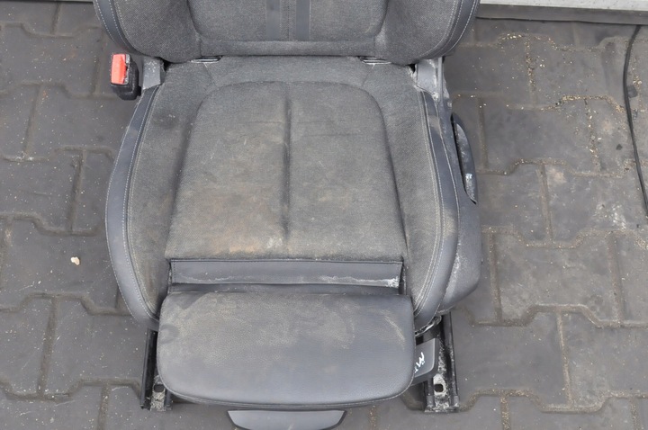 фото №5, Bmw 2 f46 gran tourer прокладка інтер'єру сидіння диван англієць напівшкіра