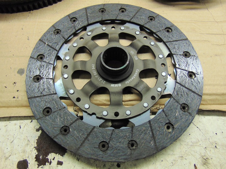 фото №8, Сцепление колесо двухмассовый bmw 1 e87 рестайлинг 1.6 16v бензин n43b16aa 6b механическая коробка передач