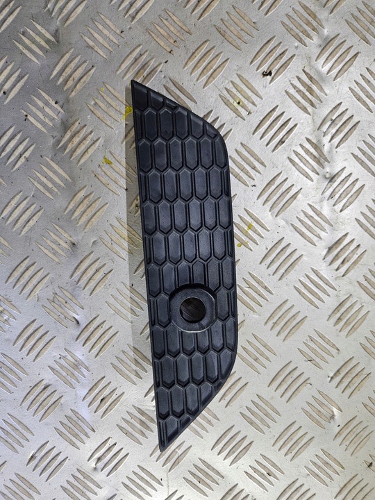 фото №1, Заглушка решітка бампера перед s max mk1 рестайлінг pdc