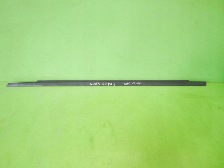 фото №1, Планка накладка ліва перед mercedes w169 a170 5d 04-08