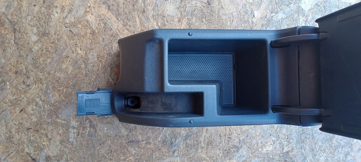 фото №9, Vw golf v plus подлокотник туннель решётка воздуховод белая nić 5m0863323p