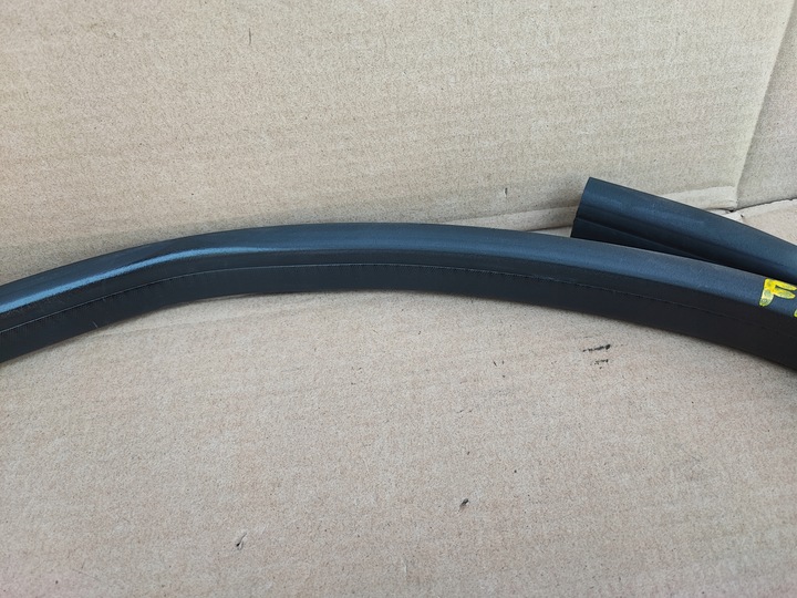 фото №10, Ford fiesta mk6 2016r рестайлінг прокладка двері кузов права зад