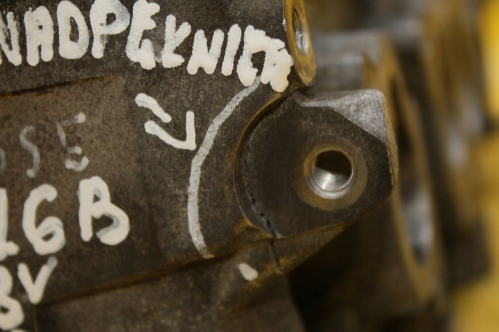 фото №13, Головка audi a3 8p vw golf v vi skoda seat leon 1.6 b bse 06b103373t