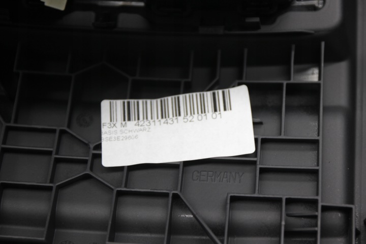 фото №7, Bmw f30 f31 f32 решётка воздуховод зад задняя 9218908