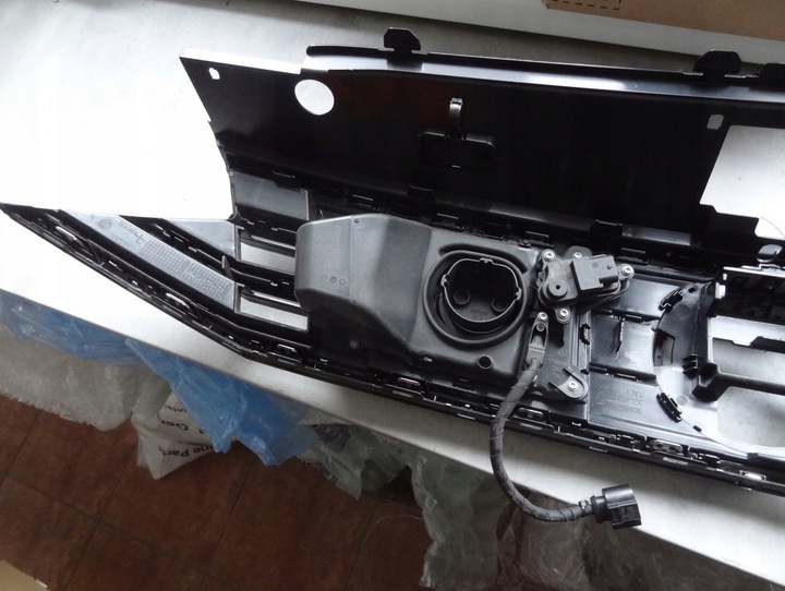 фото №9, Решітка радіатора решітка vw passat b8 gte 3g0853651bt