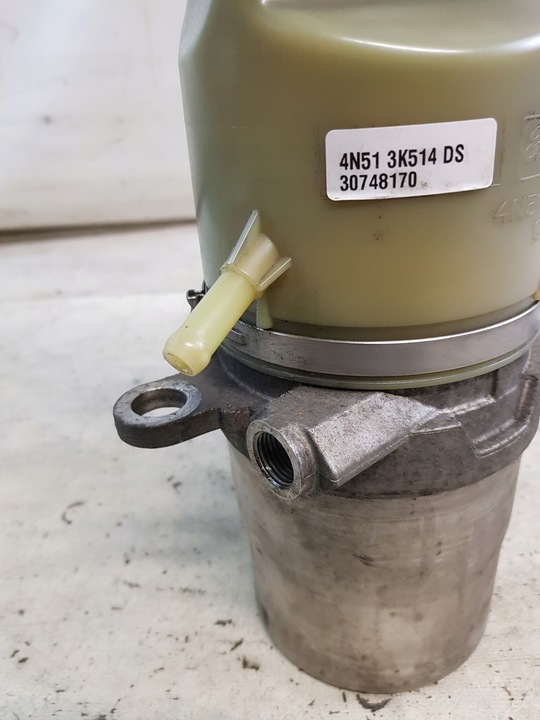 фото №10, Volvo v50 1.8b насос усилителя 4n513k514ds + бачок 4n513531dc