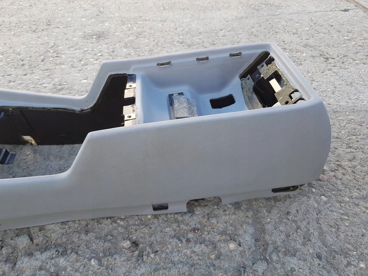 фото №11, Тунель середній капот сірий оригінал 8 125 555 bmw 7 e38 дорестайлінг європа