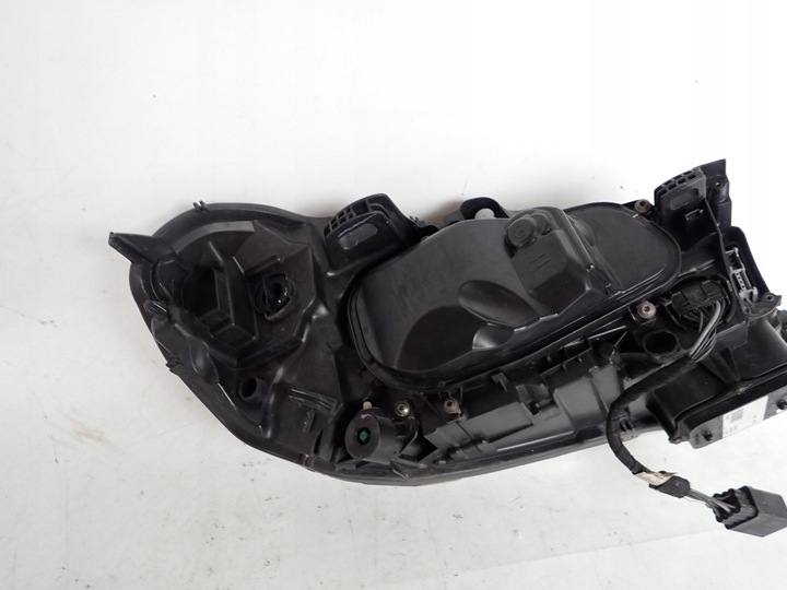 фото №12, Volvo xc60 рестайлинг 13- лампа левая перед передняя ксенон 31358105