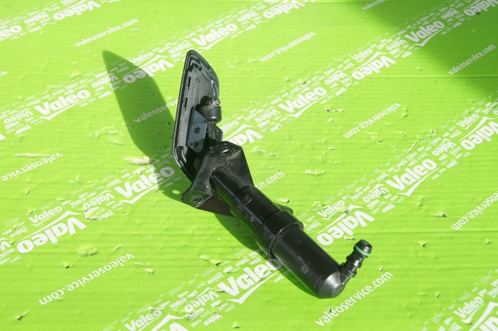 фото №4, Распылитель фара passat cc r-line левый