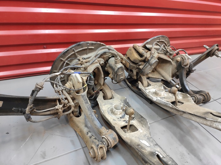 фото №15, Jeep cherokee kl 2.0crd 13-18 поворотный кулак суппорт диск рычаг правые левый зад