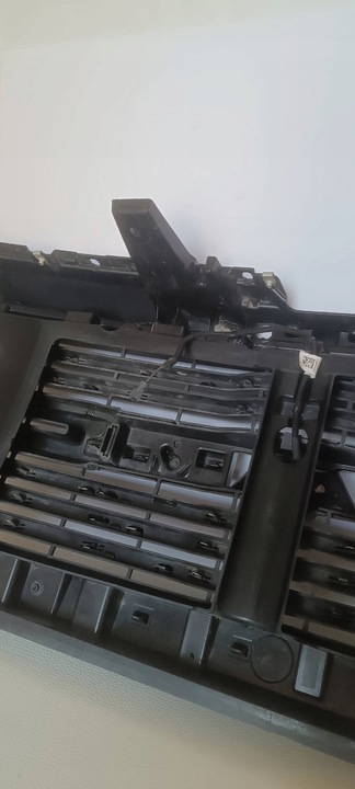 фото №16, Решітка радіатора решітка радіатор dodge ram v 1500 18-23 камера 68366528ah