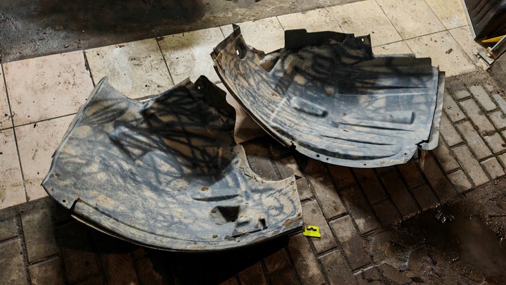 фото №9, Підкрилок комплектні лівий перед mercededs w251 r клас a2518840922 a2518840522