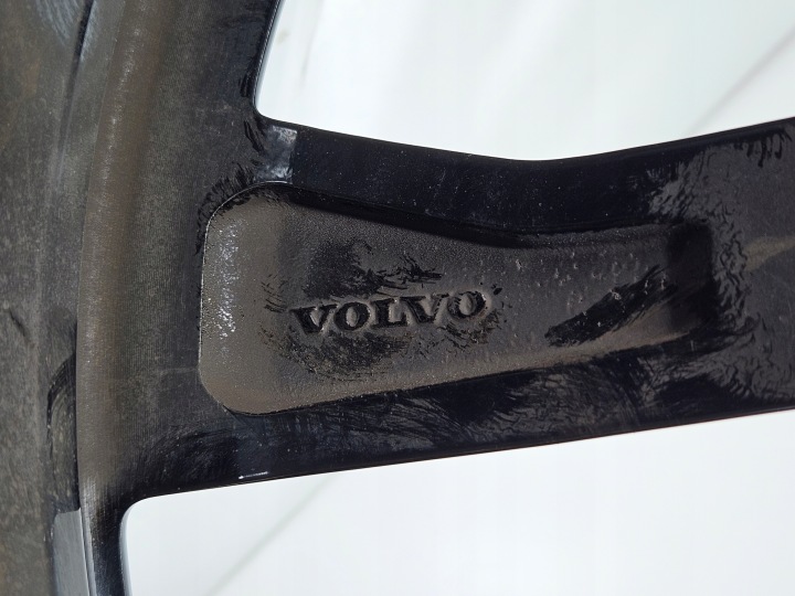 фото №14, Алюминиевый диск volvo xc60 ii 7.5 x 19" et 50,5 32358598 красивая
