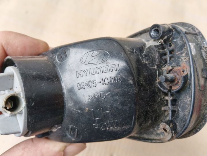 фото №6, Противотуманная фара задняя hyundai getz 924051c005 оригинал