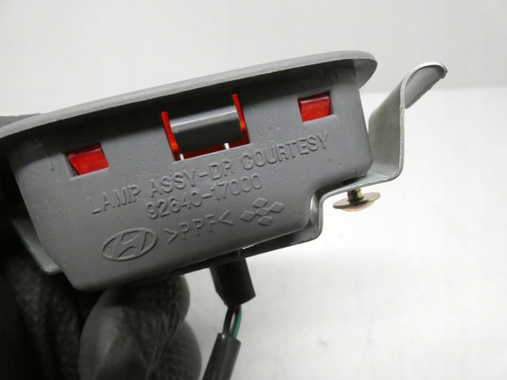 фото №4, Лампа отражатель дверь правые перед hyundai matrix 01-10 92640-17000