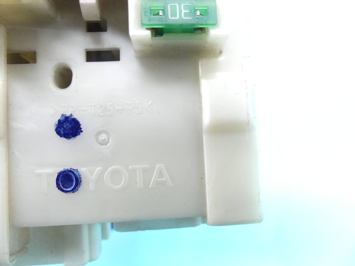 фото №9, Коробка запобіжників lexus gs iii 82730-30b60